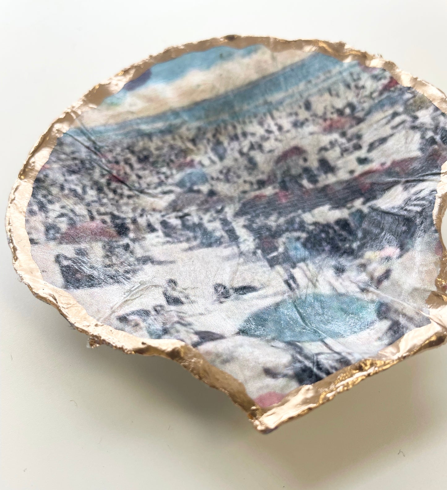 Blue Beach Seashell Trinket Dish - Gold Trimmed - Gordon Craftworks